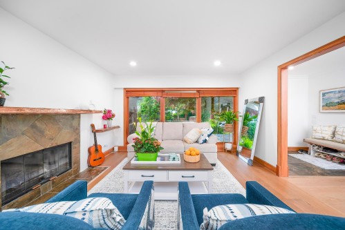 4096 Sunset Boulevard, North Vancouver, BC 