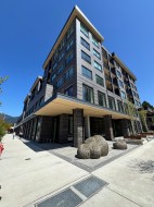 410-110 17th Street ENorth Vancouver, BC V7L 0K4