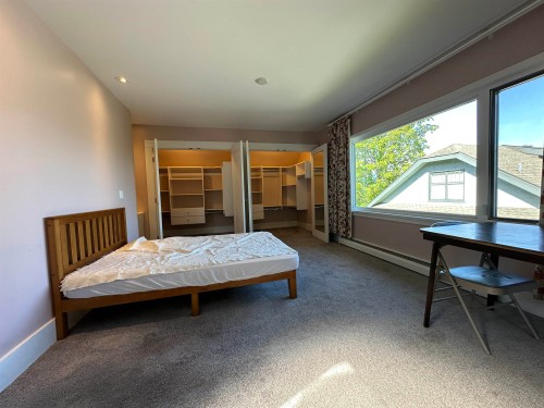 4678 3Rd Avenue W, Vancouver, BC 