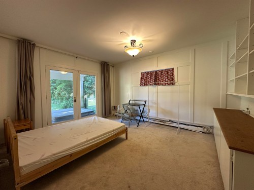 4678 3Rd Avenue W, Vancouver, BC 