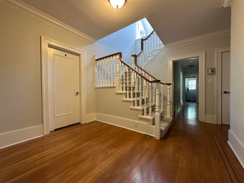 4678 3Rd Avenue W, Vancouver, BC 