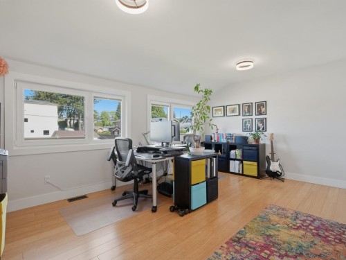 7514 12Th Avenue, Burnaby, BC 
