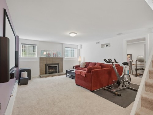 7514 12Th Avenue, Burnaby, BC 