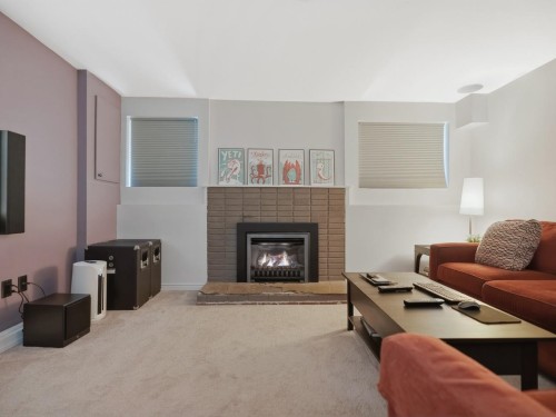 7514 12Th Avenue, Burnaby, BC 