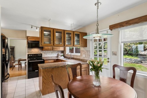 606 Hawstead Place, West Vancouver, BC 