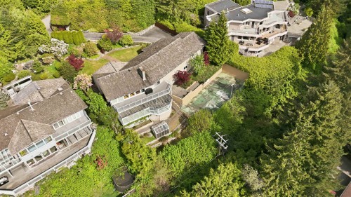 606 Hawstead Place, West Vancouver, BC 