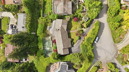606 Hawstead Place, West Vancouver, BC 