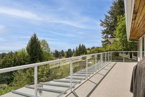 606 Hawstead Place, West Vancouver, BC 