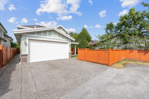 9044 Railway Avenue, Richmond, BC 