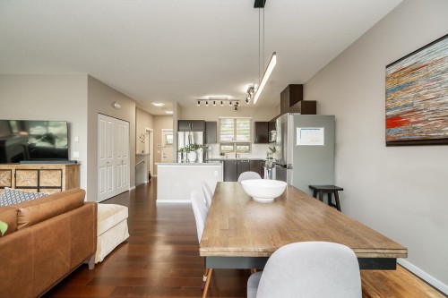 6-3138 Dayanee Springs Boulevard, Coquitlam, BC 