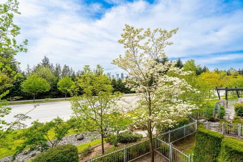 6-3138 Dayanee Springs Boulevard, Coquitlam, BC 
