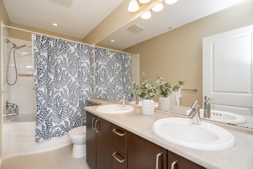 6-3138 Dayanee Springs Boulevard, Coquitlam, BC 
