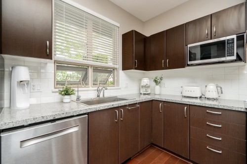 6-3138 Dayanee Springs Boulevard, Coquitlam, BC 