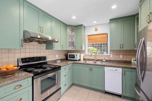 7860 Marchwood Place, Vancouver, BC 