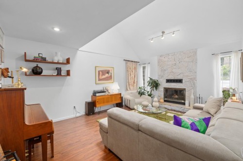 7860 Marchwood Place, Vancouver, BC 