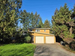 3639 Lynndale Crescent Burnaby, BC V5A 3S4