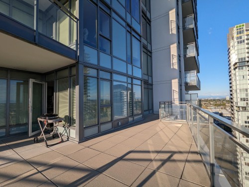 2701-4900 Lennox Lane, Burnaby, BC 