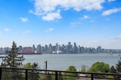 402-505 2nd Street E North Vancouver, BC V7L 1E1