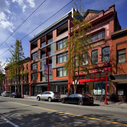 403-71 Pender Street E Vancouver, BC V6A 1S9