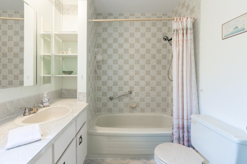 5480 Wallace Avenue, Delta, BC 