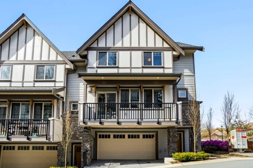 1-23710 133 Avenue  Maple Ridge, BC V4R 2S5