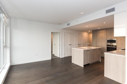 808-8155 Capstan Way, Richmond, BC 