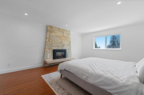 707 Braemar Road E, North Vancouver, BC 