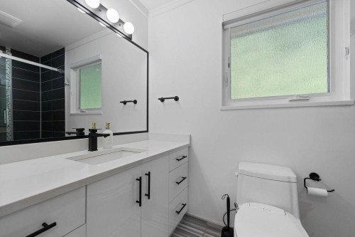 707 Braemar Road E, North Vancouver, BC 