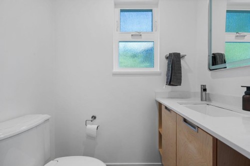 707 Braemar Road E, North Vancouver, BC 