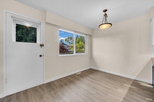 4249 - 4251 Barker Avenue, Burnaby, BC 