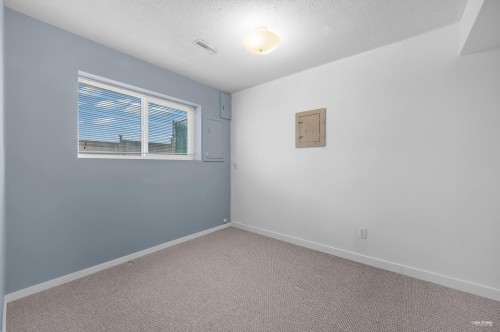 4249 - 4251 Barker Avenue, Burnaby, BC 