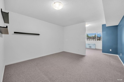 4249 - 4251 Barker Avenue, Burnaby, BC 