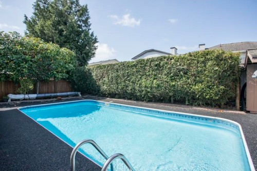 12181 Chestnut Crescent, Pitt Meadows, BC 