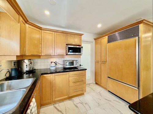 3362 Manning Crescent, North Vancouver, BC 