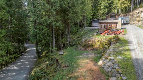 6061 Garibaldi Park Road, Squamish, BC 