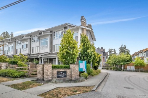 2-24108 104 Avenue  Maple Ridge, BC V2W 0J5