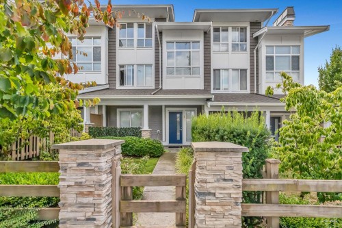 2-24108 104 Avenue, Maple Ridge, BC 