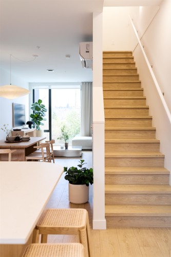 2406 12Th Avenue E, Vancouver, BC 