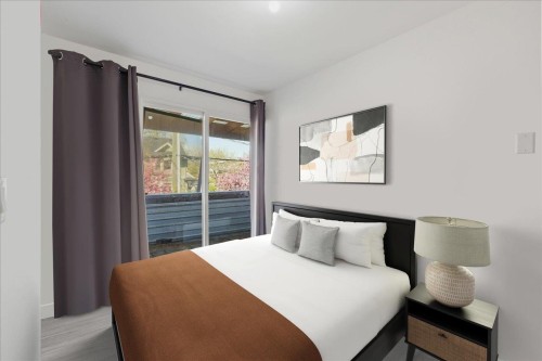 14 14Th Avenue W, Vancouver, BC 
