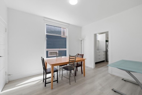 14 14Th Avenue W, Vancouver, BC 