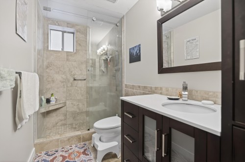 209 Ravine Drive, Port Moody, BC 