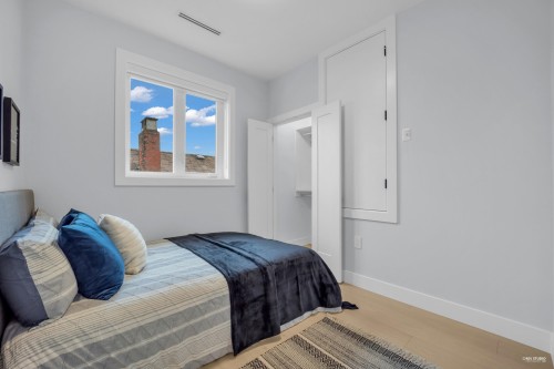 2617 Mcgill Street, Vancouver, BC 