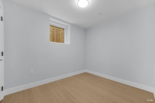 2617 Mcgill Street, Vancouver, BC 