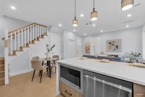 2617 Mcgill Street, Vancouver, BC 