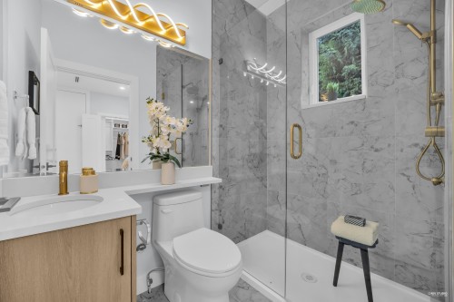 2619 Mcgill Street, Vancouver, BC 