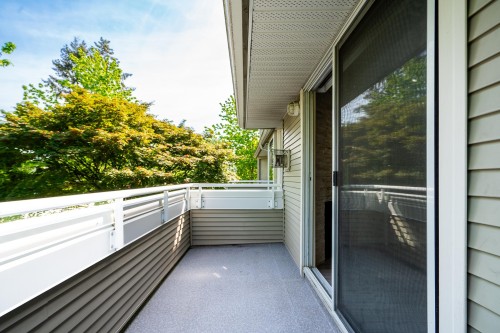 204-3183 Esmond Avenue, Burnaby, BC 
