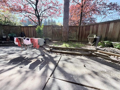 105-5932 Patterson Avenue, Burnaby, BC 