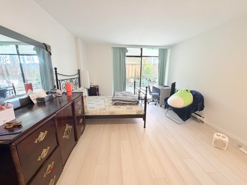 105-5932 Patterson Avenue, Burnaby, BC 