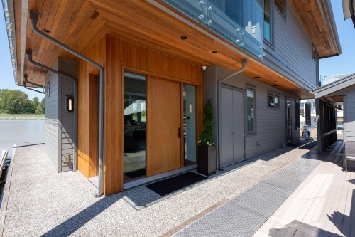 4379 River Road W, Delta, BC - Outdoor With Exterior