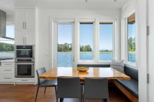 4379 River Road W, Delta, BC - Indoor